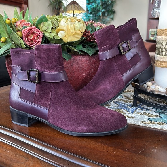 Isaac Mizrahi Live! Saran Genuine Suede Red Heeled Ankle Boots Buckle Booties - Picture 2 of 15